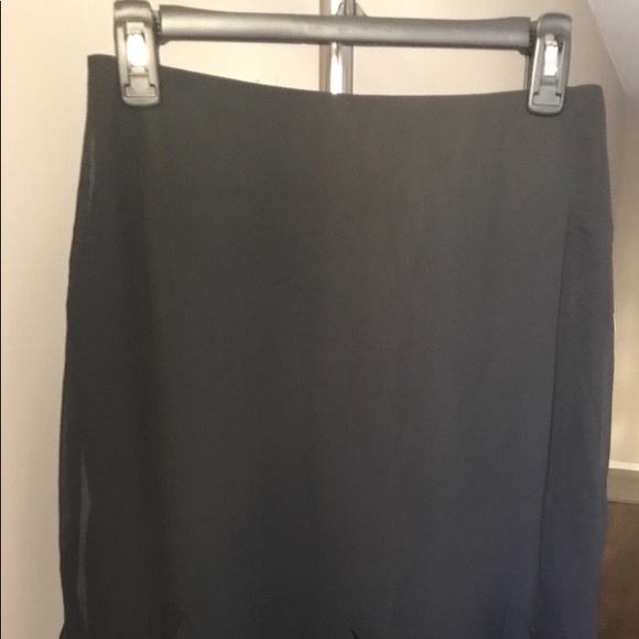 JS Collection Skirt - Picture 3 of 7